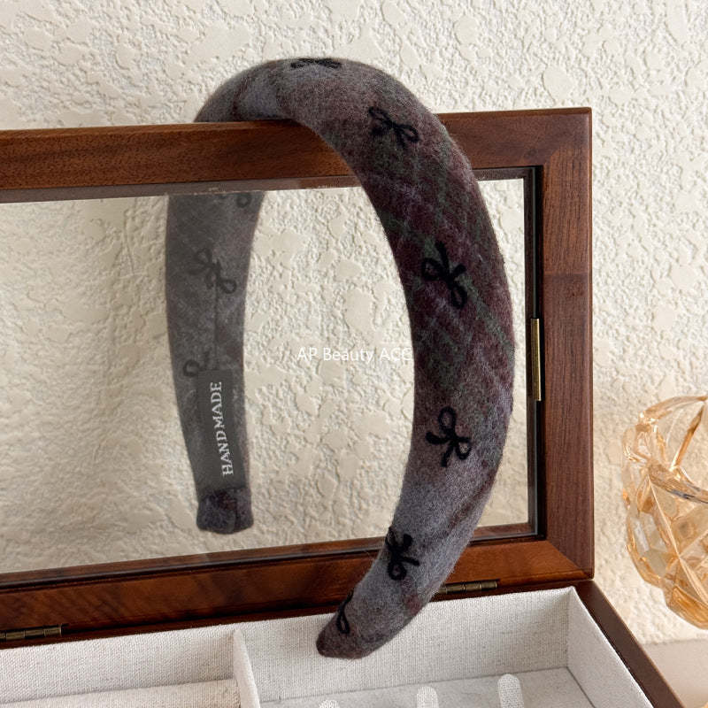 E관 - 모직 체크 리본 패턴 볼륨 머리띠 [26085] 25.11-3