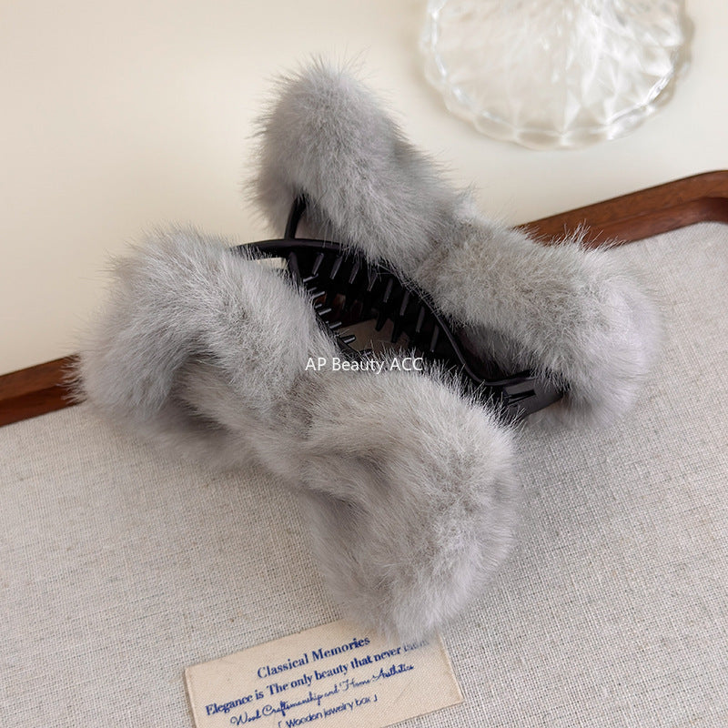 E관 - 퍼 리본 디자인 올림머리 집게핀 [27545] 25.10-1