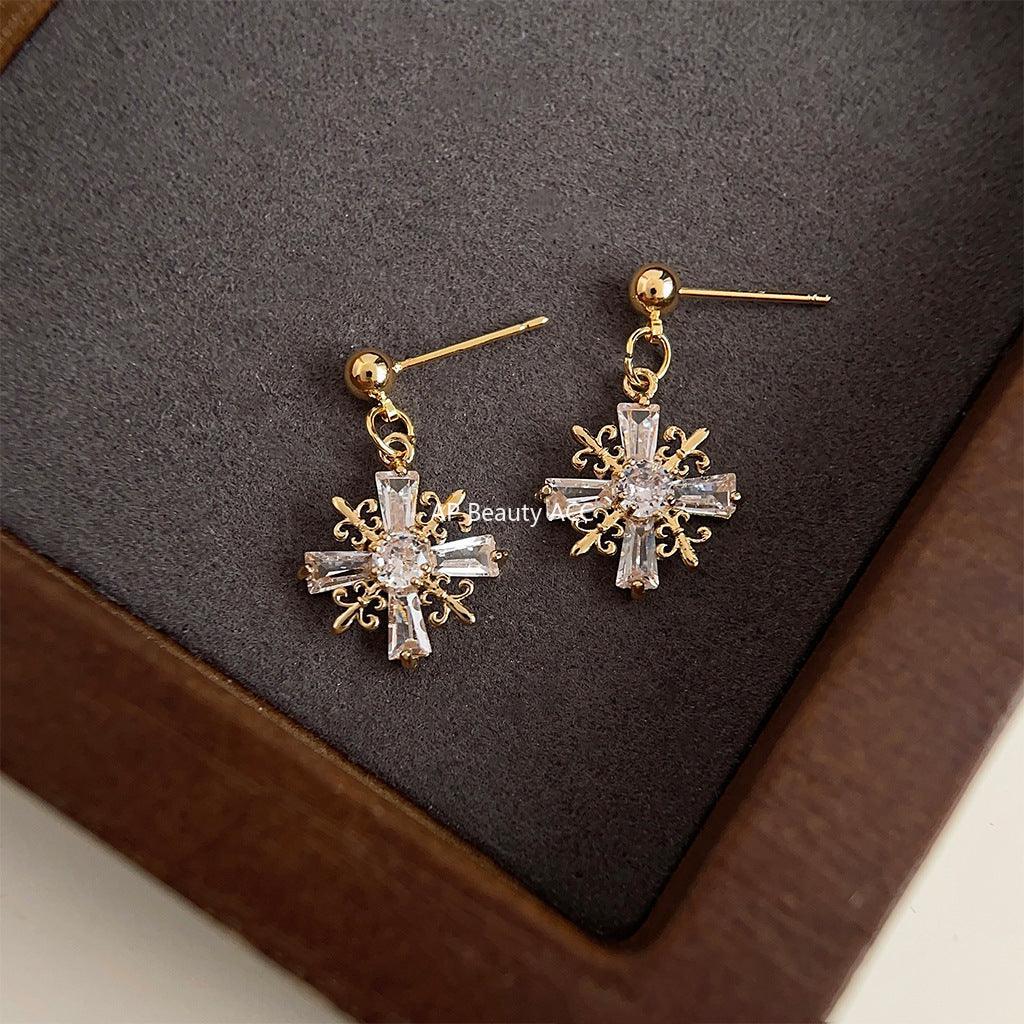 C관 - 모던 14K 도금 미니 큐빅 심플 실용적 귀걸이 [3641] 24.03-3