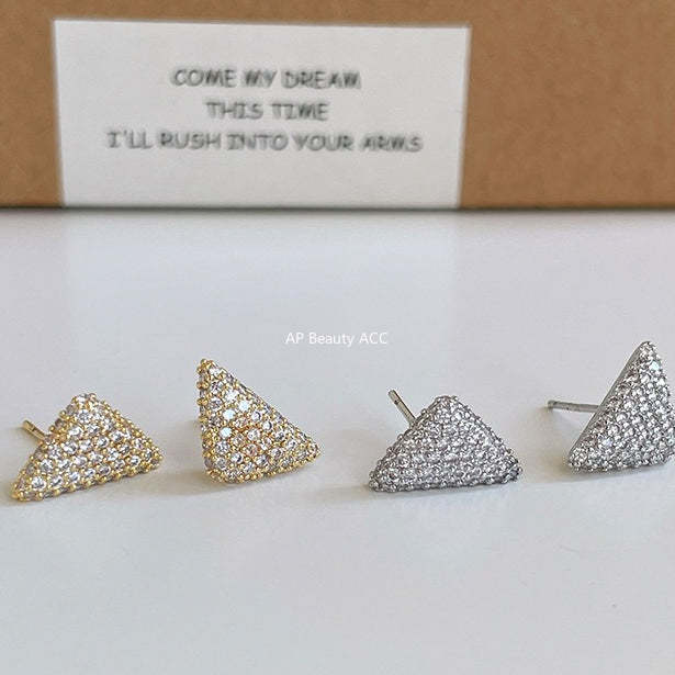 A관 - 입체 삼각형 모양 풀큐빅 스터드 귀걸이 [EH-4321] 25.12-3