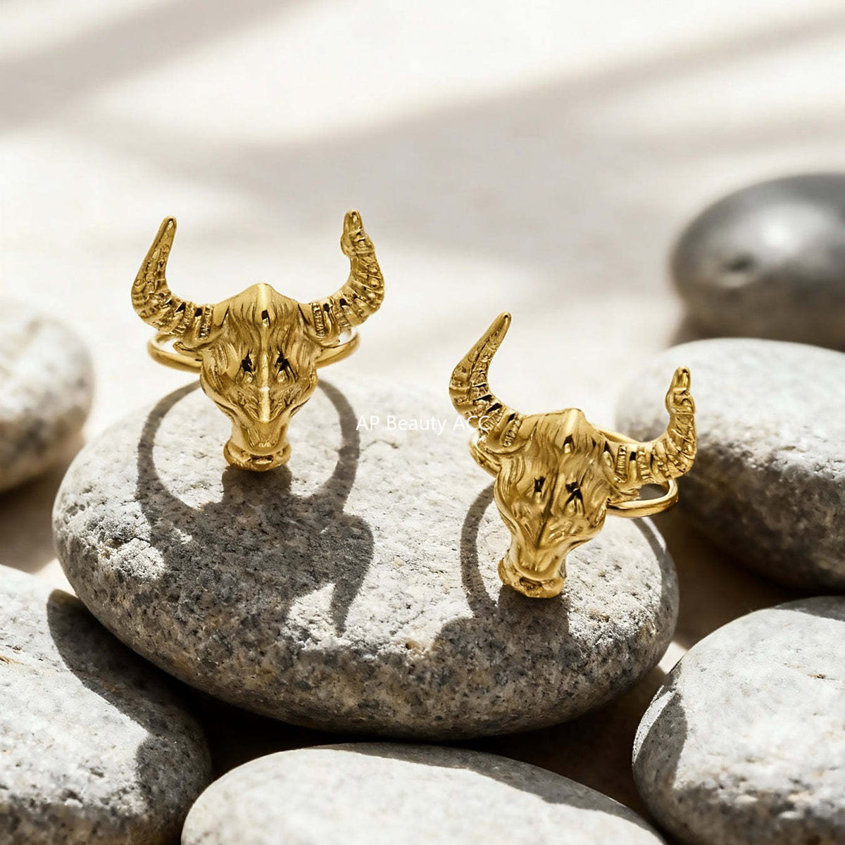 D관 - 스테인리스 스틸 18K 도금 황소 디자인 오픈형 반지 [A668-A689-A670] 25.12-3