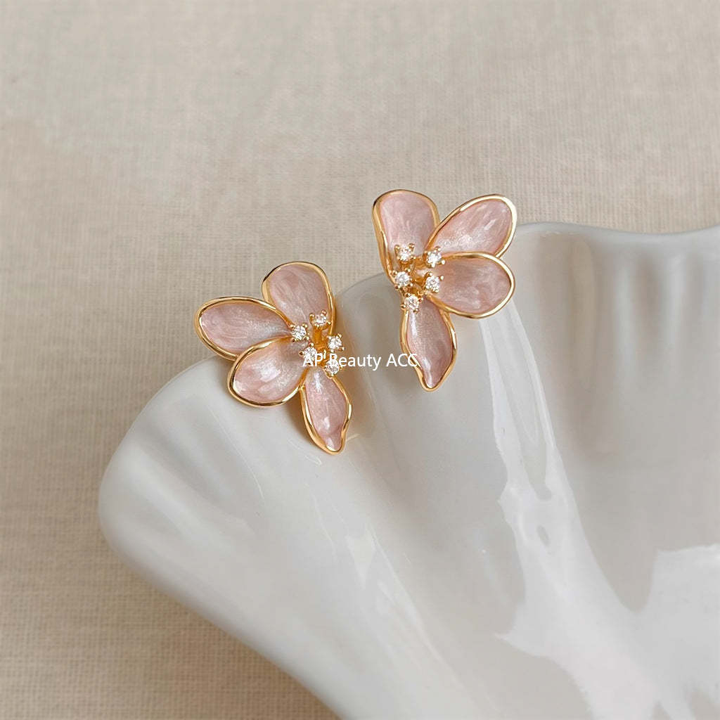 C관 - 925 은침 핸드페인팅 미니 큐빅 플라워 대칭 귀걸이 [6950] 25.10-5