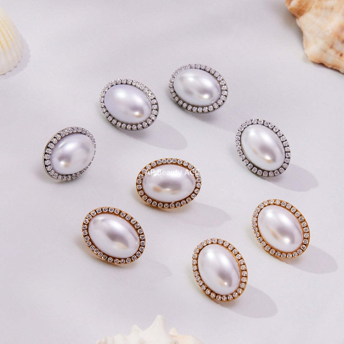 D관 - 스테인리스 18K 도금 타원형 자개진주 큐빅 귀걸이 [F793-F983] 25.10-5