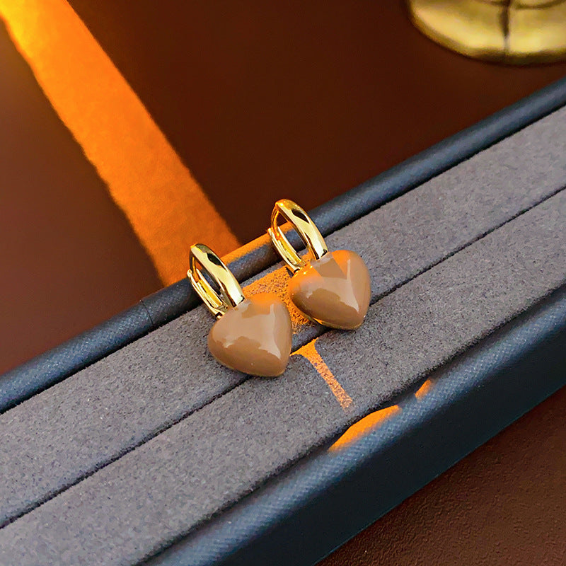 C관 - 순금 도금 오일코팅 하트 메탈 귀걸이 심플하고 레트로한 귀걸이 [E18397] 24.01-3