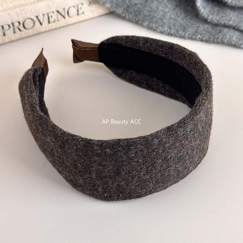 E관 - 도톰한 니트 디자인 와이드 머리띠 [27602] 25.10-4