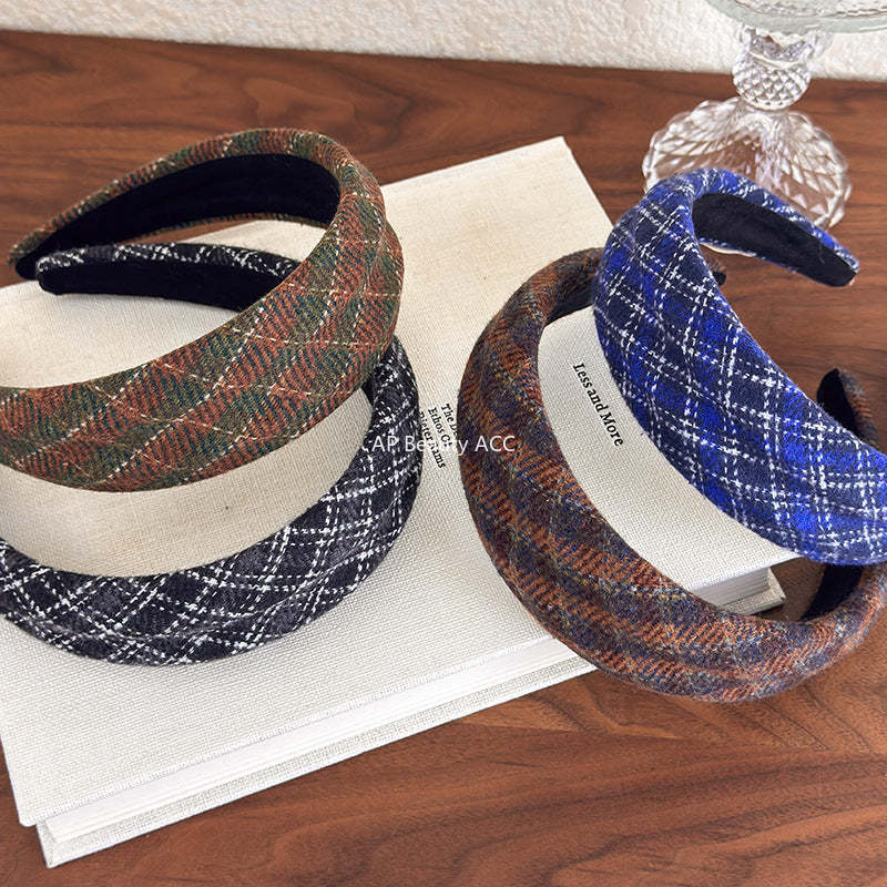 E관 - 체크 니트 입체 와이드 머리띠 [27500] 25.09-4