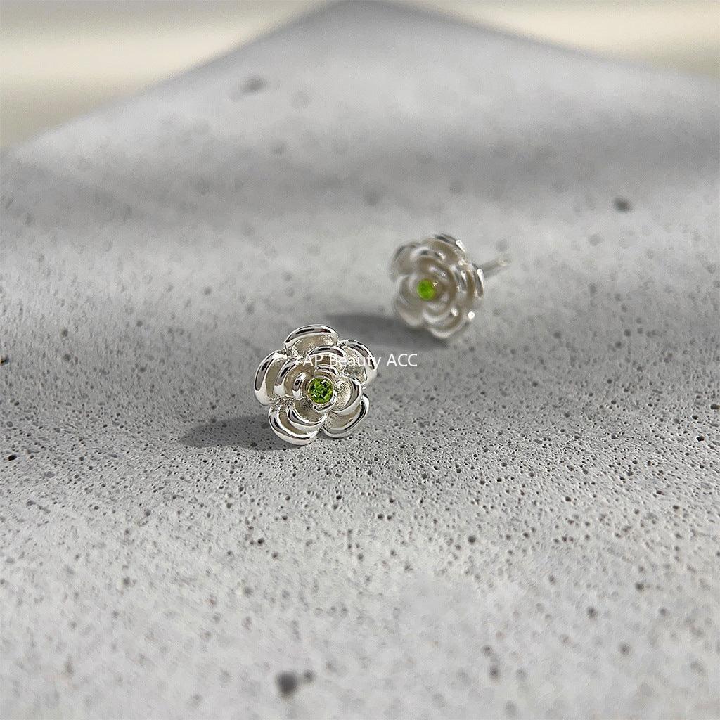 C관 - 산뜻한 다이아몬드 장식 산다화 은침 귀걸이 [3635] 24.03-4