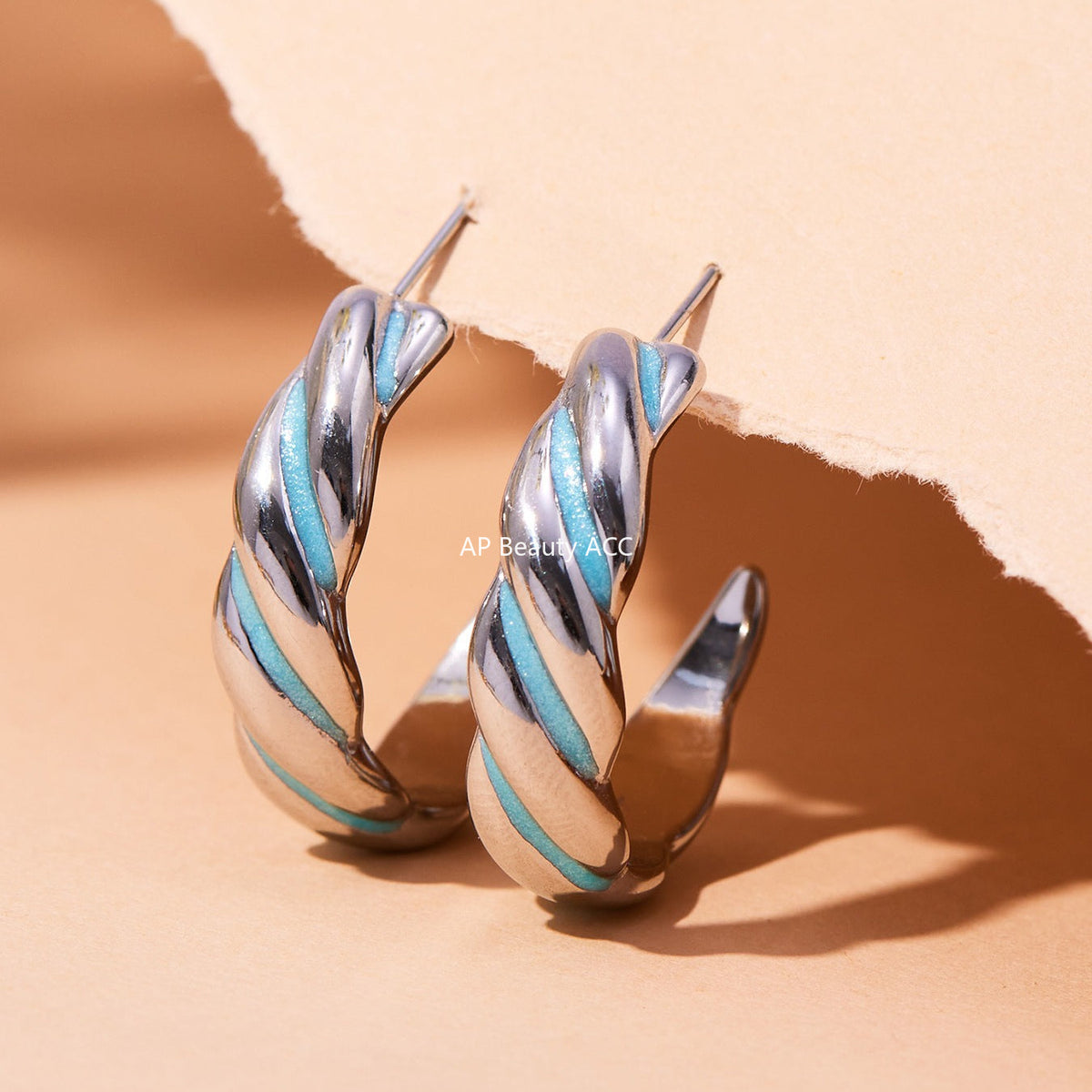 D관 - 스테인리스 18K 도금 트위스트 디자인 귀걸이 [F812] 25.11-1