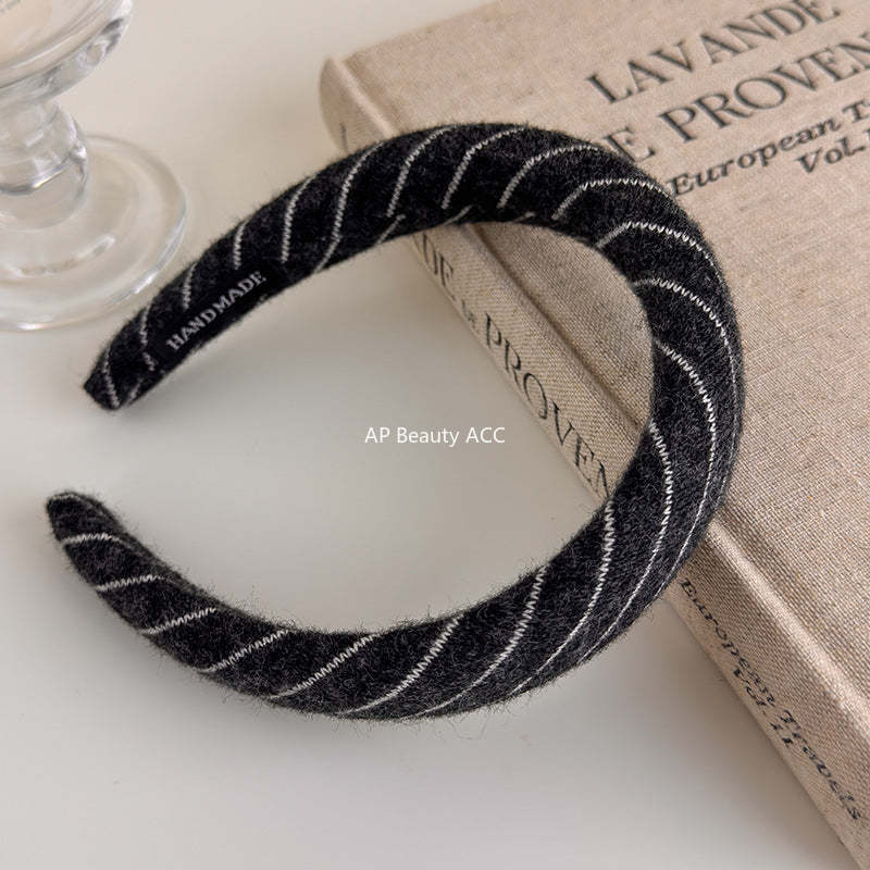 E관 - 니트 스트라이프 와이드 스펀지 머리띠 [27524] 25.09-4