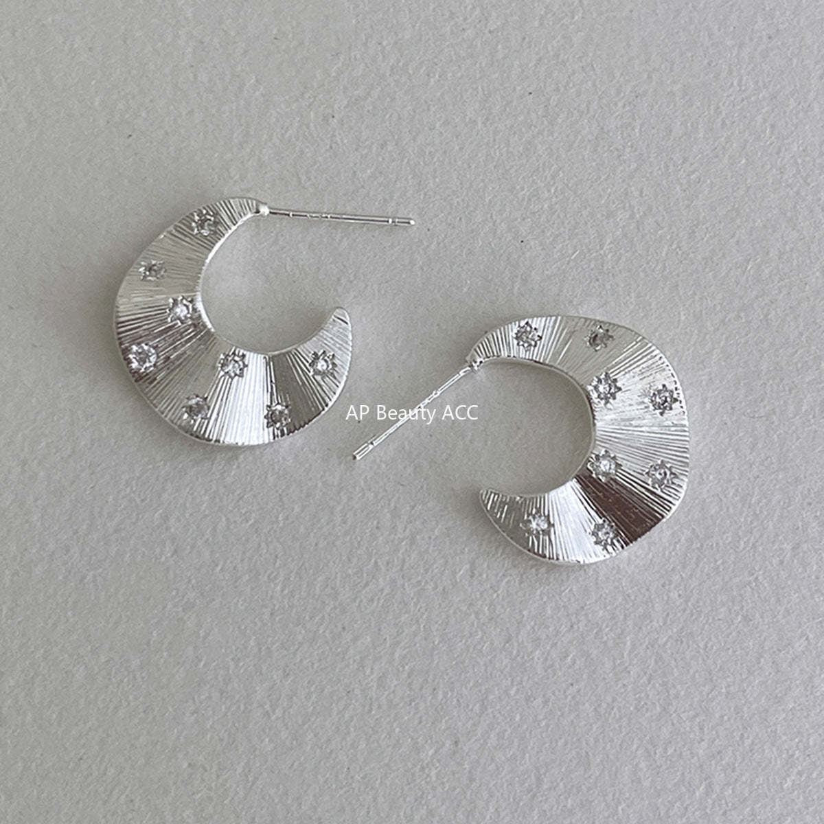 A관 - 큐빅 주름무늬 디자인 대형 스터드 귀걸이 [EH-4185] 25.10-5