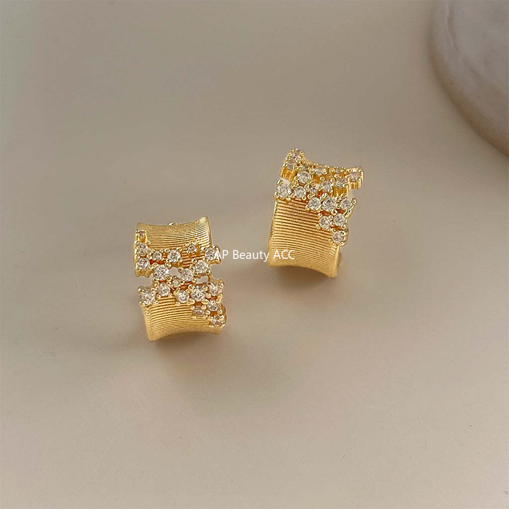 C관 - 큐빅 기하학 디자인 925 은침 14K 도금 귀걸이 [6390] 25.07-1