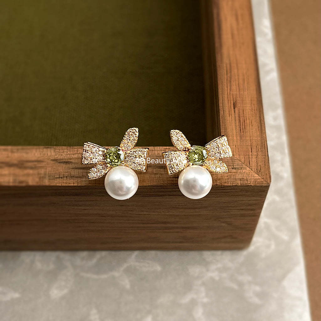 C관 - 리본 큐빅 진주 14K 도금 은침 귀걸이 [5863] 25.04-3