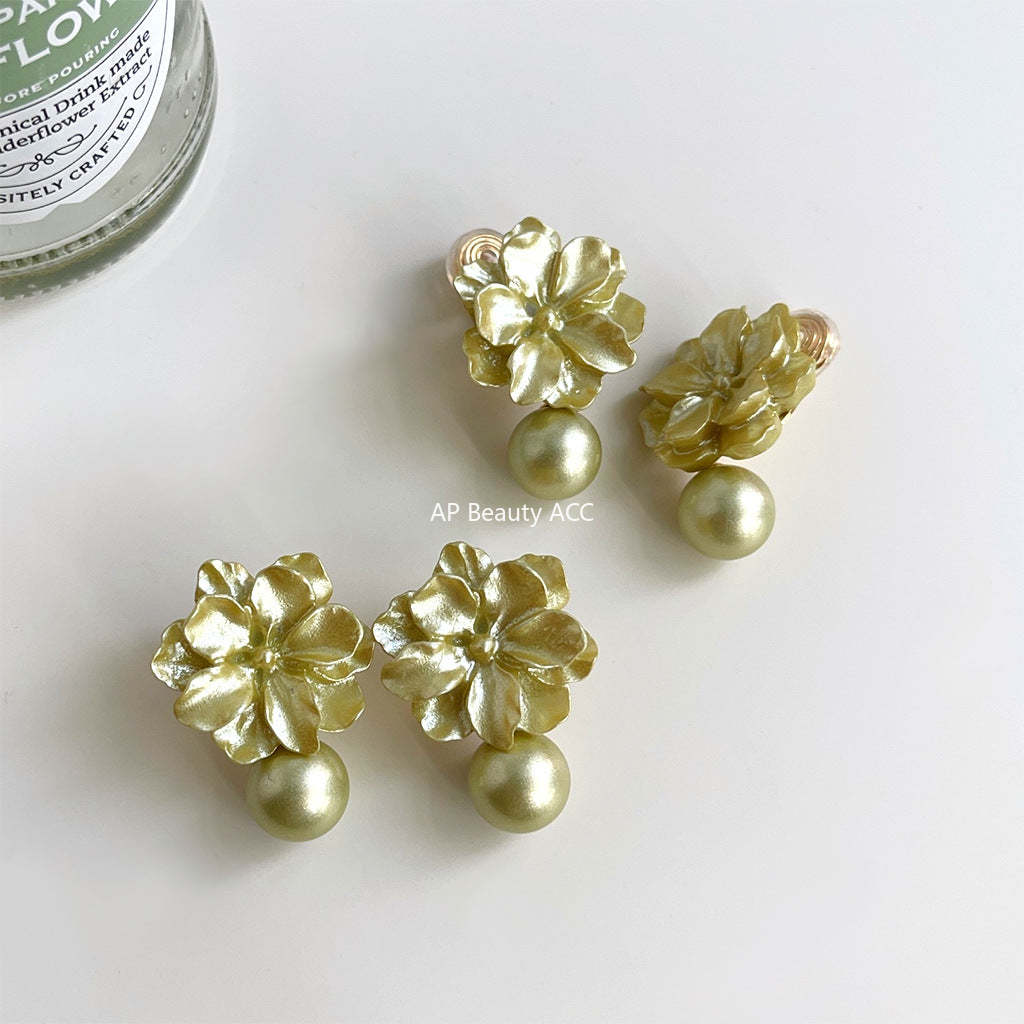 C관 - 민트빛 차꽃 담수 진주 상큼한 14K 도금 귀걸이 [4331-4332] 24.06-3