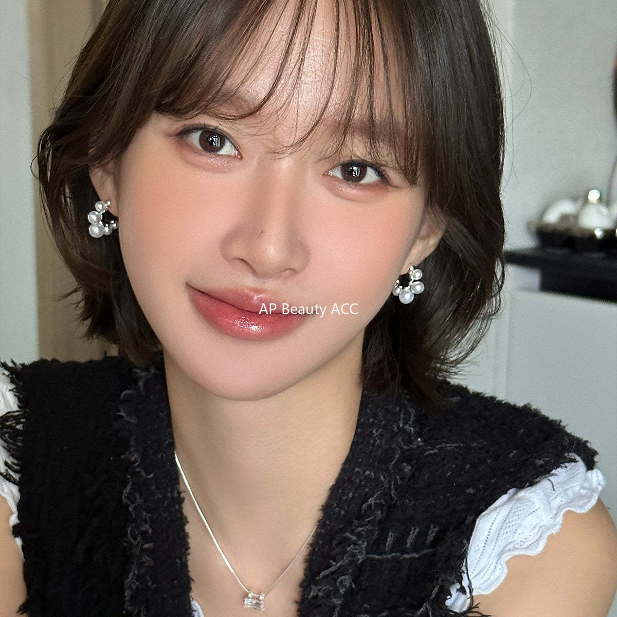 A관 - 진주 C형 디자인 대형 스터드 귀걸이 [EH-4110] 25.10-5