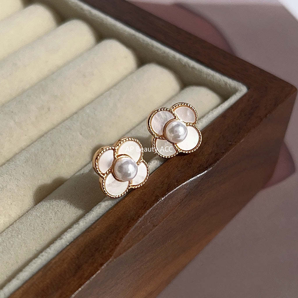 C관 - 진주 고급스러운 네잎클로버 14K 도금 귀걸이 [3725] 24.04-3