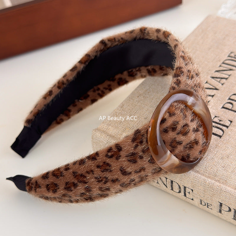 E관 - 호피 패턴 퍼 와이드 빈티지 머리띠 [27531] 25.10-1