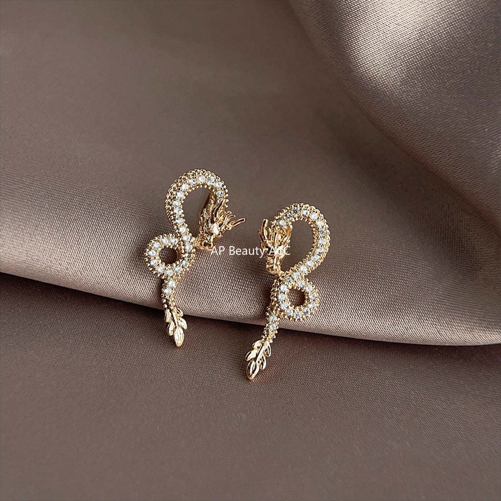 C관 - 용의 해 기념 14K 도금 미세 큐빅 독창적 디자인 귀걸이 [3587] 24.01-2