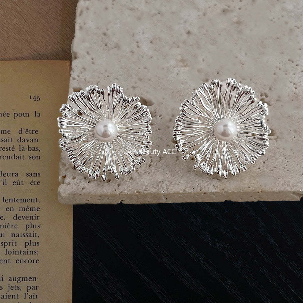 C관 - 디자이너 대형 꽃 고급스러운 신상품 백금 도금 귀걸이 [4471] 24.07-4