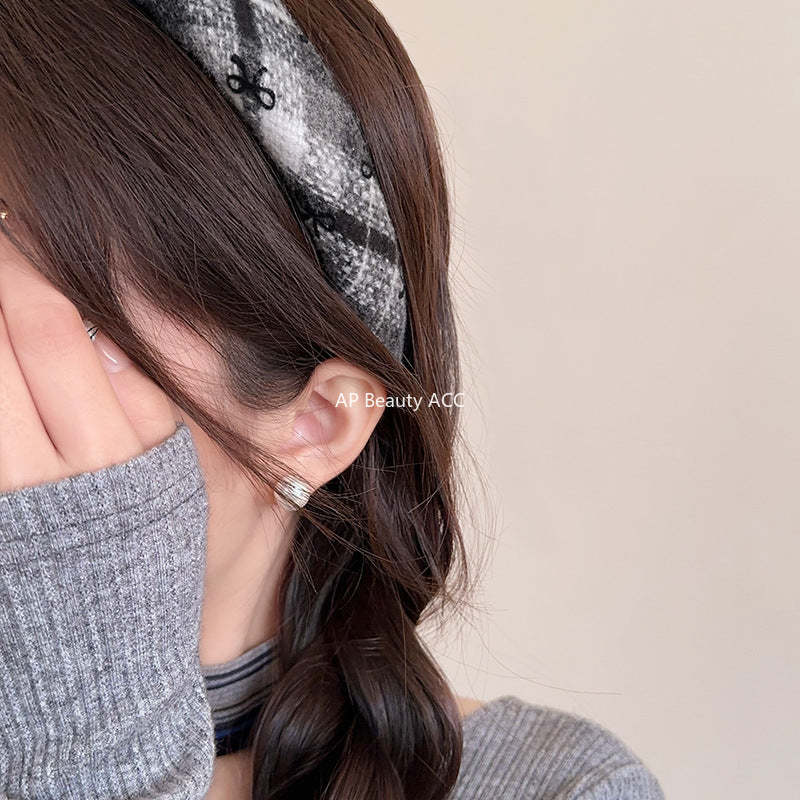 E관 - 모직 체크 리본 패턴 볼륨 머리띠 [26085] 25.11-3