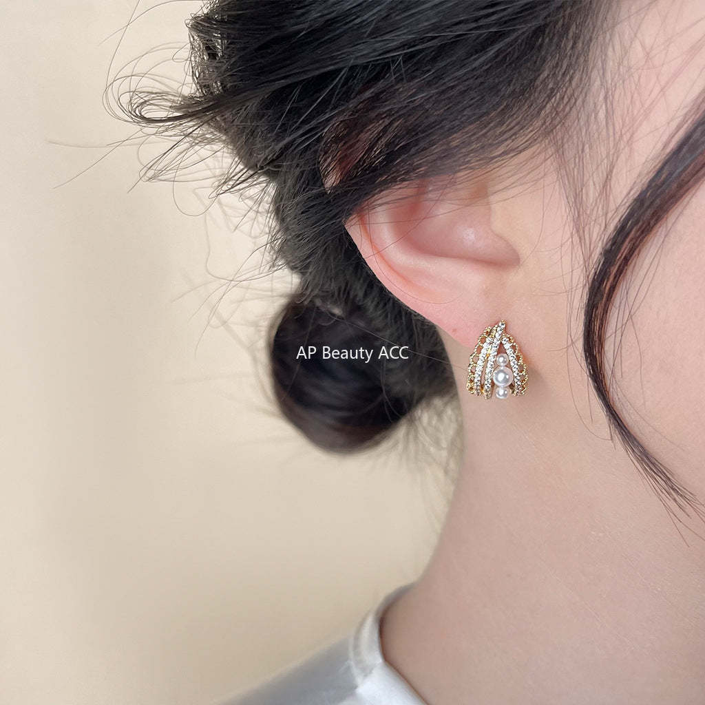 C관 - 14K 도금 물결 무늬 우아한 귀걸이 [4246] 24.06-3