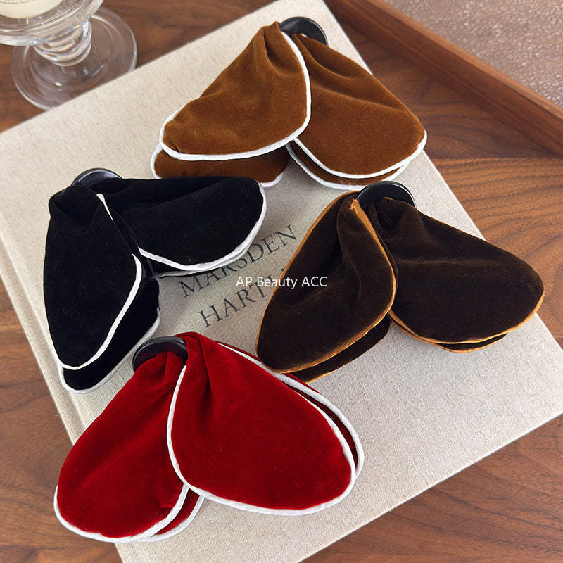 E관 - 벨벳 나비 모양 삼각형 집게핀 [27586] 25.10-4