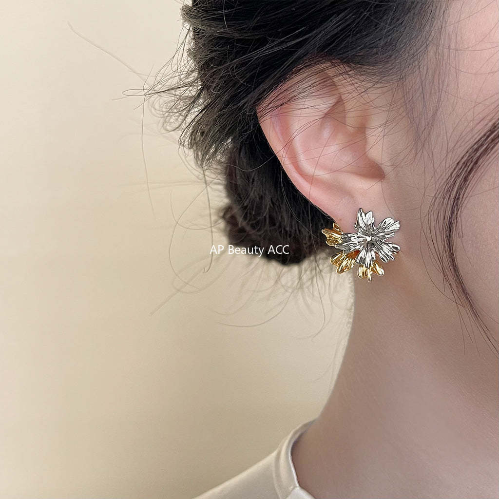 C관 - 14K 도금 은침 디자이너 나뭇잎 귀걸이 [4128] 24.05-5