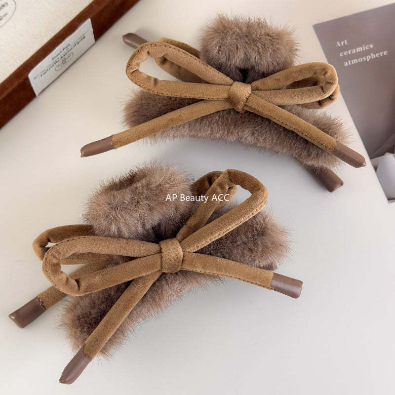 E관 - 브라운 퍼 리본 대형 집게핀 [27715] 25.11-4