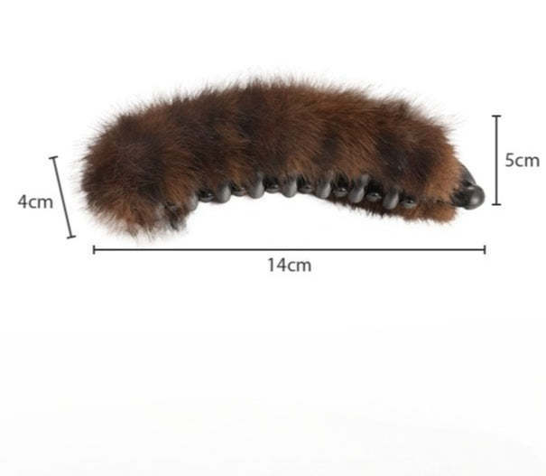 E관 - 퍼 소재 대형 집게핀 [27697] 25.11-3