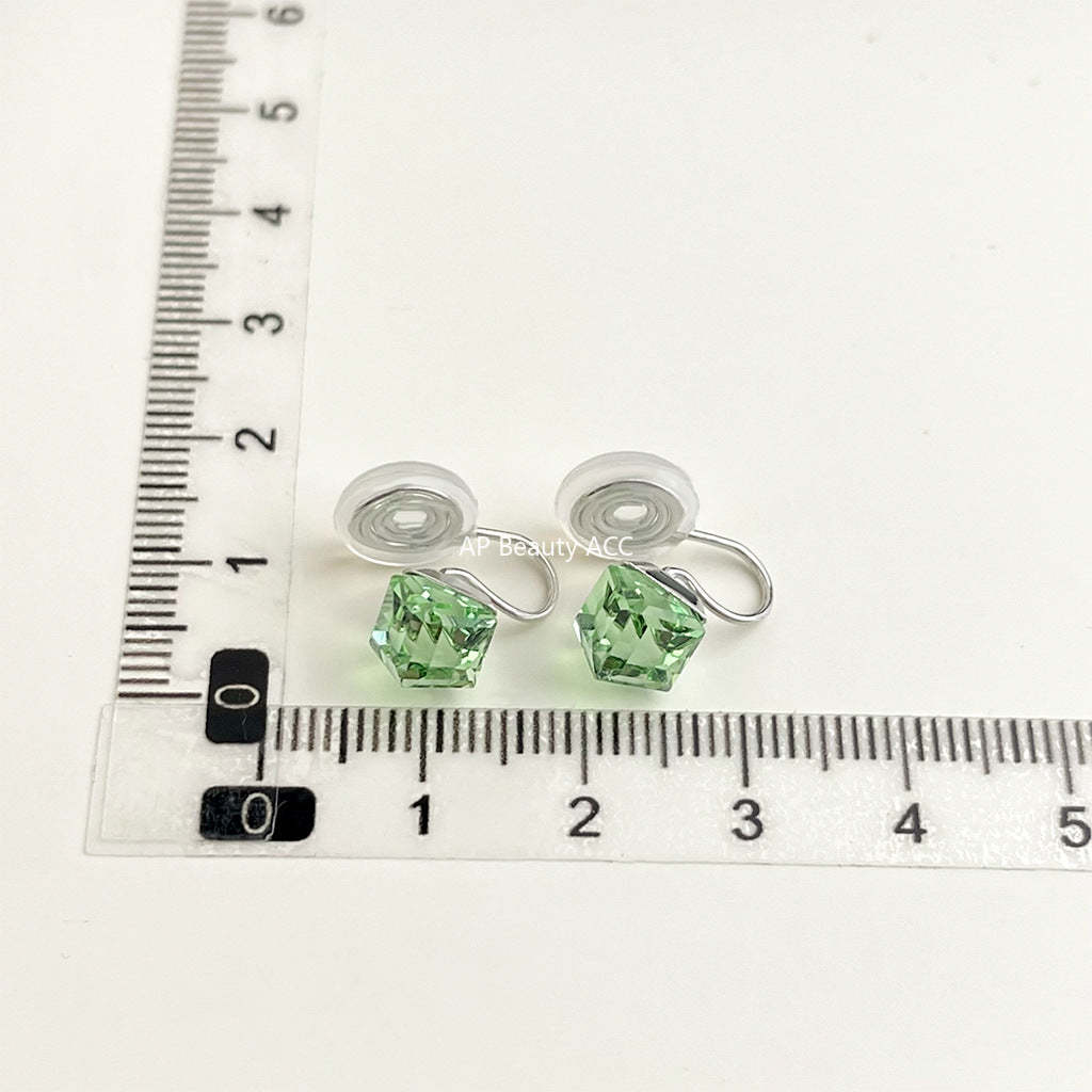 C관 - 18K 도금 에나멜 플라워 이어커프 귀걸이 [EJ0301S] 25.03-1