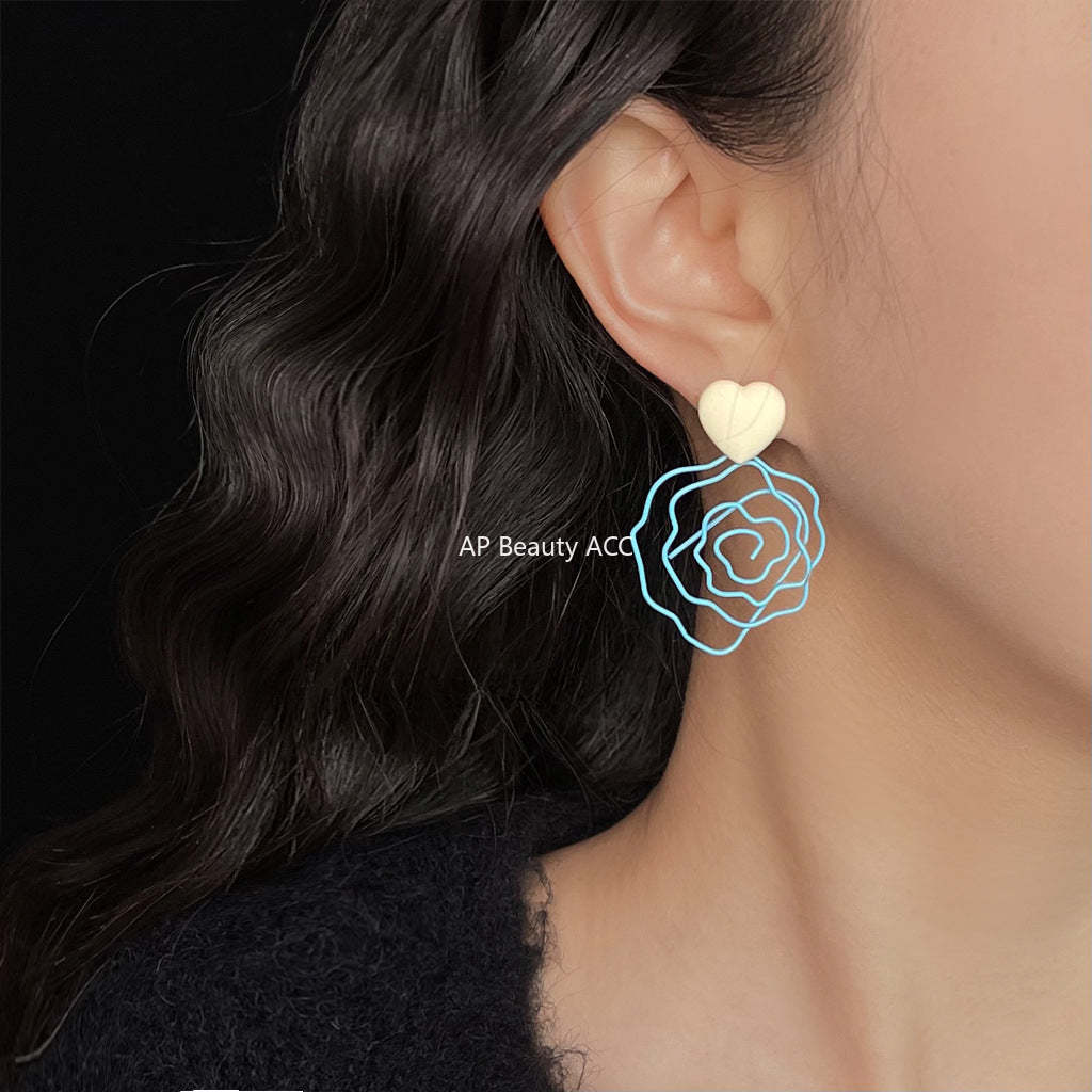 C관 - 페인팅 라인 블루 로즈 하트 귀걸이 [5588] 25.02-3