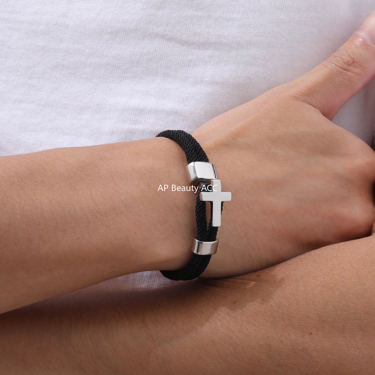 G관 - 블랙 스트랩 교차형 스테인리스 십자가 버클 팔찌 [BL-769] 25.11-1