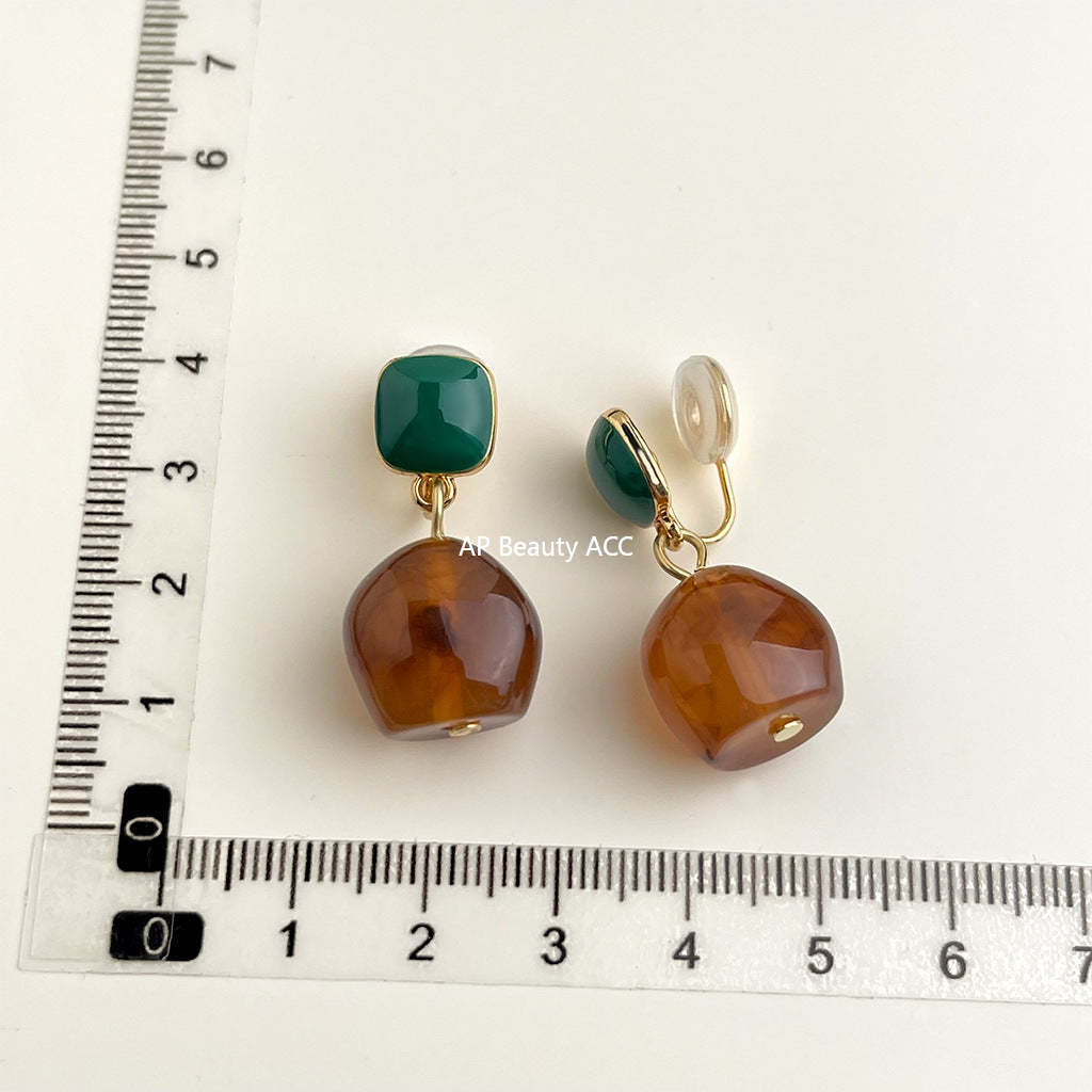 C관 - 18K 도금 에나멜 플라워 이어커프 귀걸이 [EJ0301S] 25.03-1