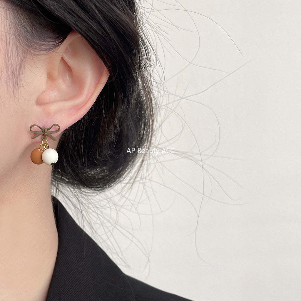 C관 - 간결한 벚꽃 오일 코팅 은침 귀걸이 [3767] 24.04-2