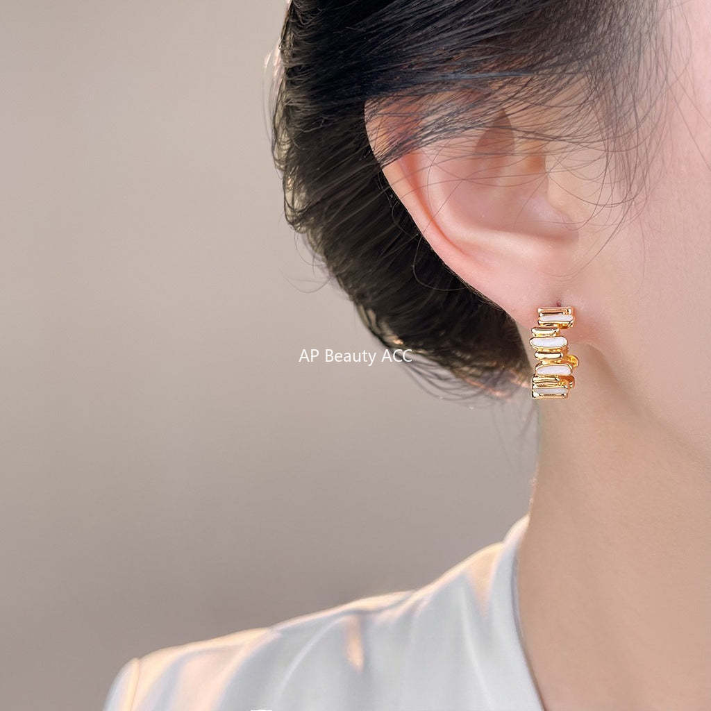 C관 - 14K 도금 925 은침 비정형 원형 디자인 귀걸이 [7098] 25.11-3