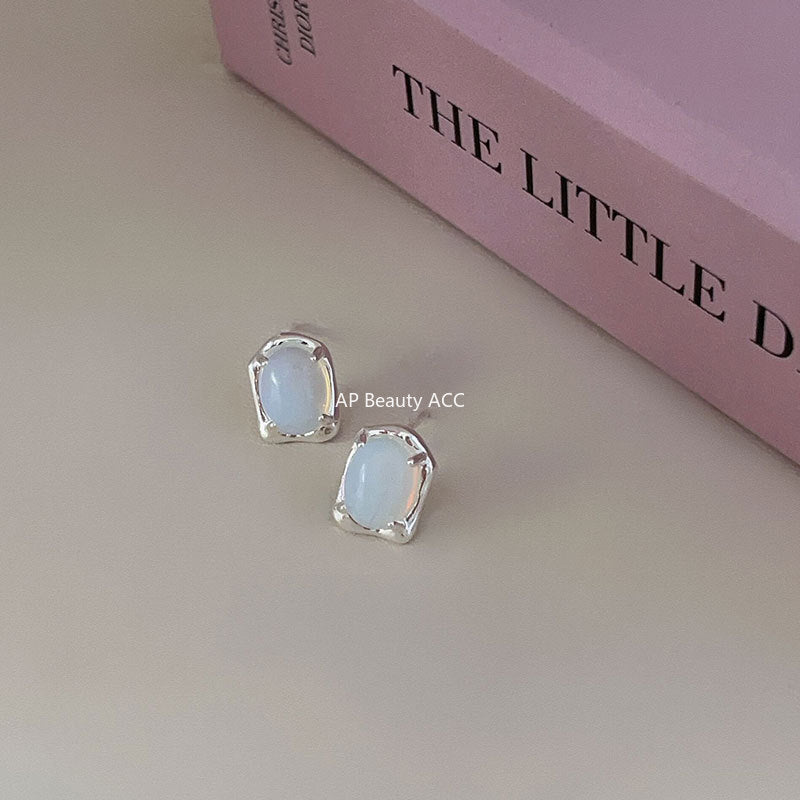 F관 - 925 실버 비정형 큐빅 스터드 귀걸이 [C1222] 25.10-1