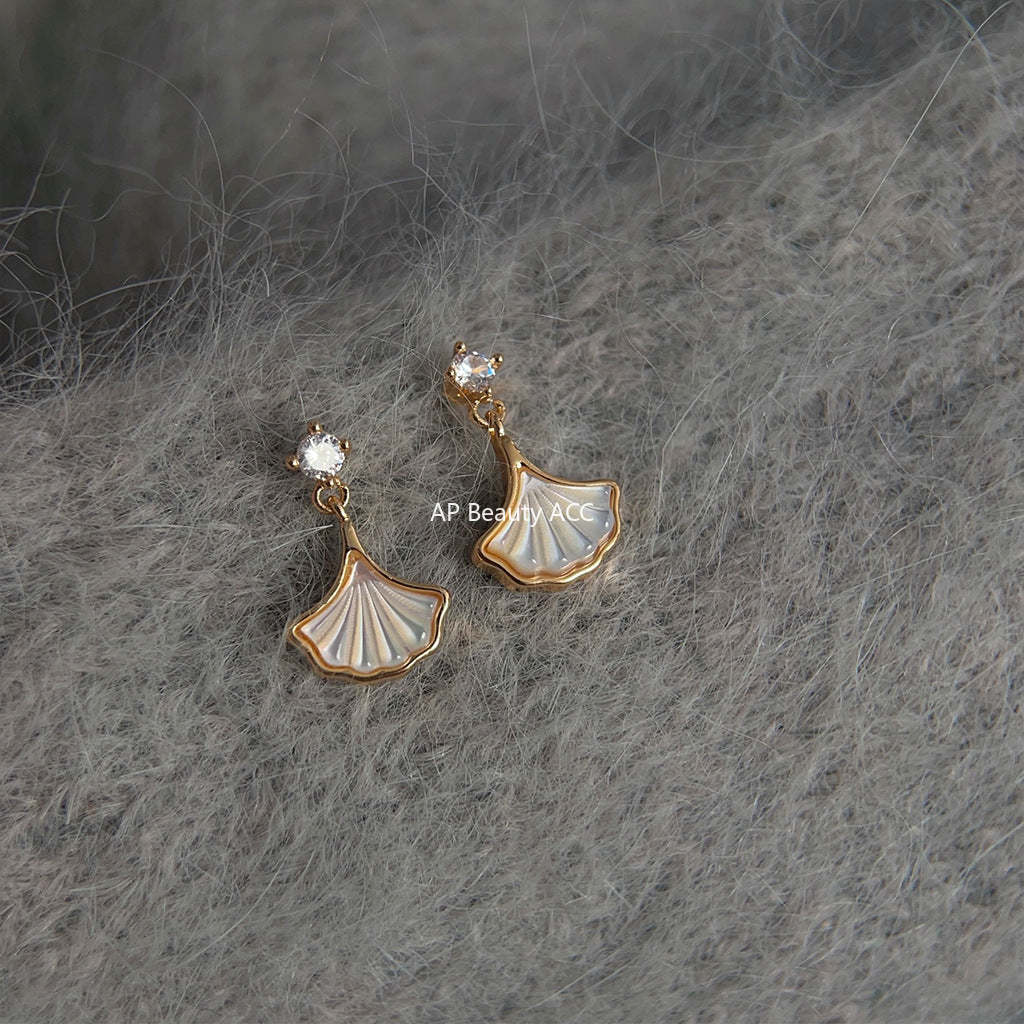 C관 - 은침 은행잎 디자인 미니 14K 도금 귀걸이 [3574] 24.04-2