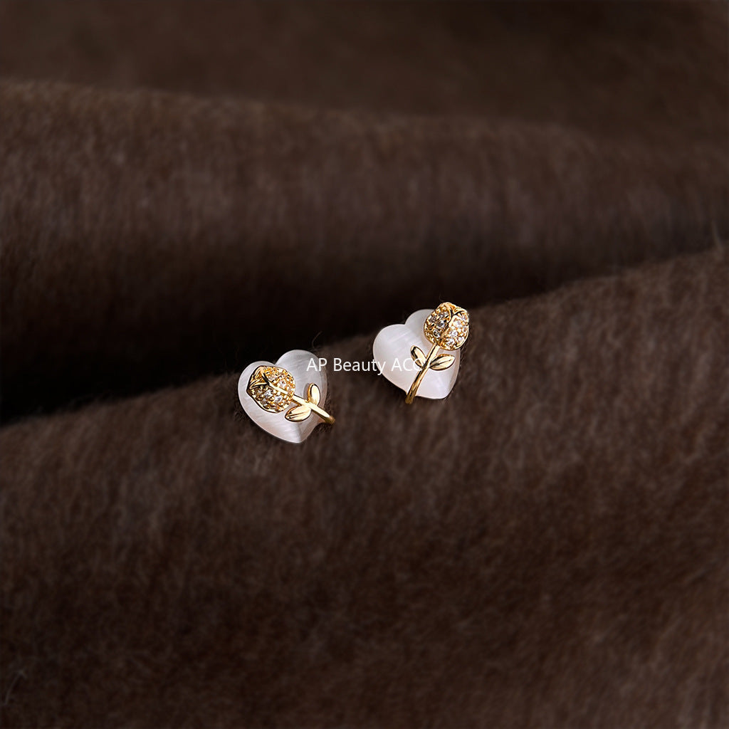 C관 - 925 은침 하트 모얀석 튤립 플라워 귀걸이 [6916] 25.10-2