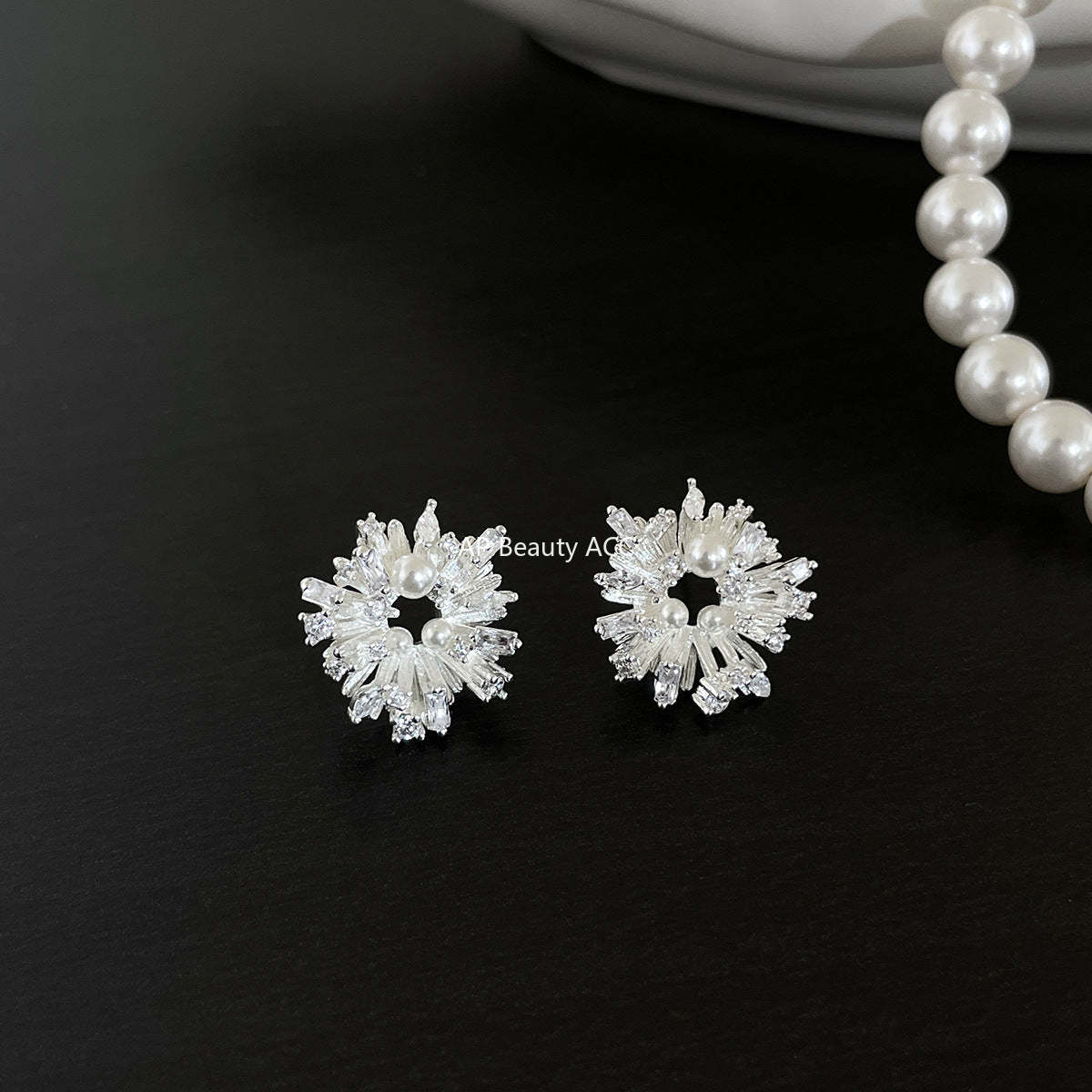 A관 - 눈꽃 플라워 모양 큐빅 진주 귀걸이 [EH-4048] 25.12-1