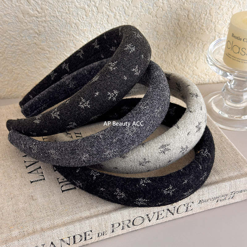 E관 - 레트로 니트 플라워 패턴 쿠션 머리띠 [27633] 25.11-1