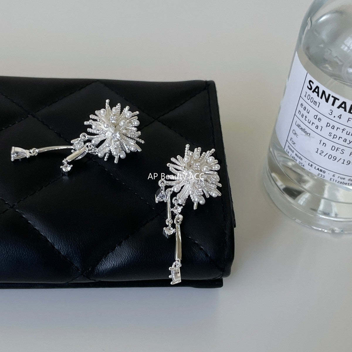 A관 - 큐빅 불꽃 디자인 드롭 귀걸이 [EH-4076] 25.10-4