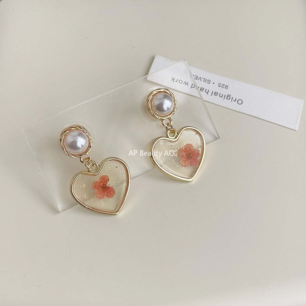 C관 - 숲 속 스타일 진 건조 꽃 오일 코팅 하트 수공예 14K 도금 은침 귀걸이 [3697] 24.04-2