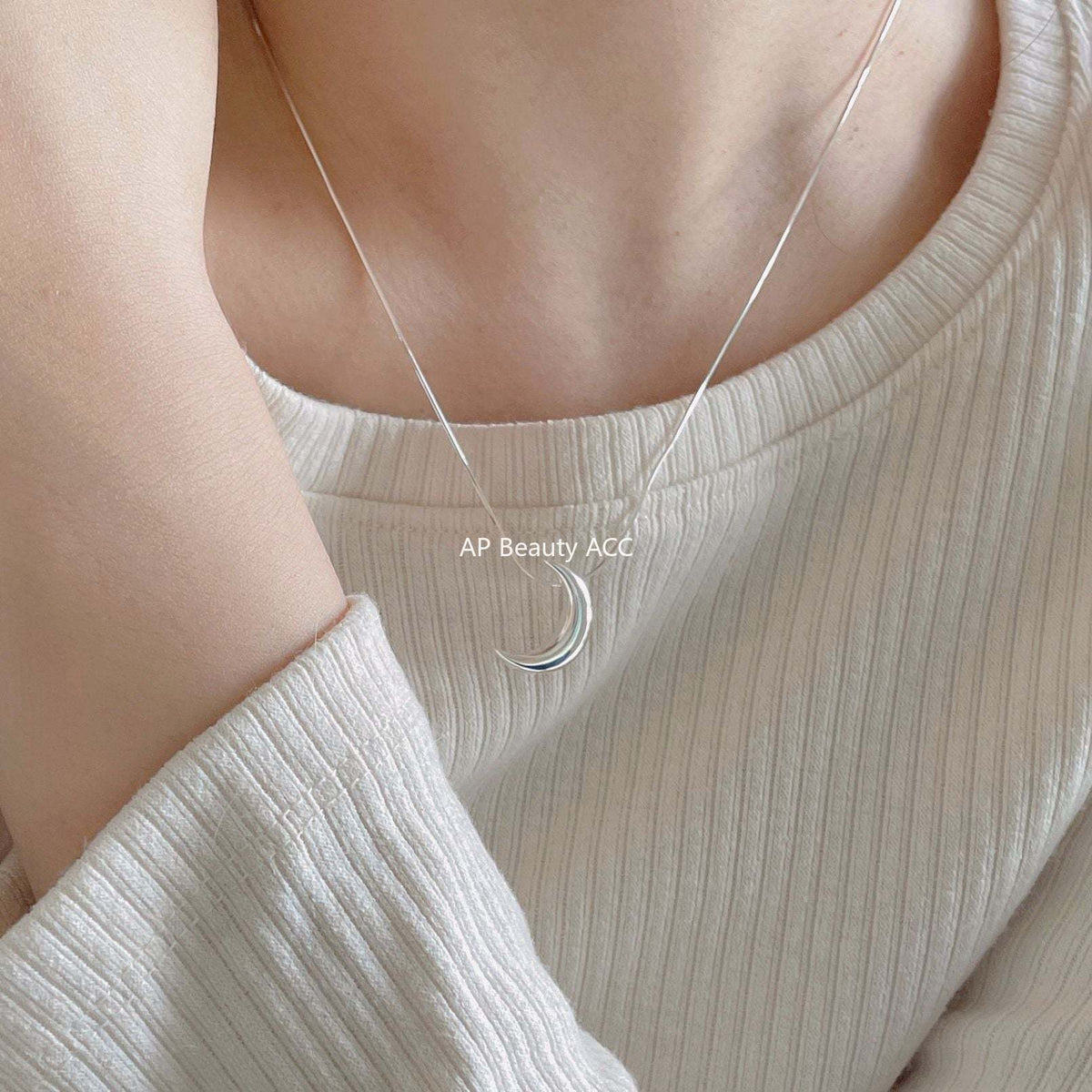 F관 - 925 실버 달 디자인 목걸이 [B1168] 25.12-3