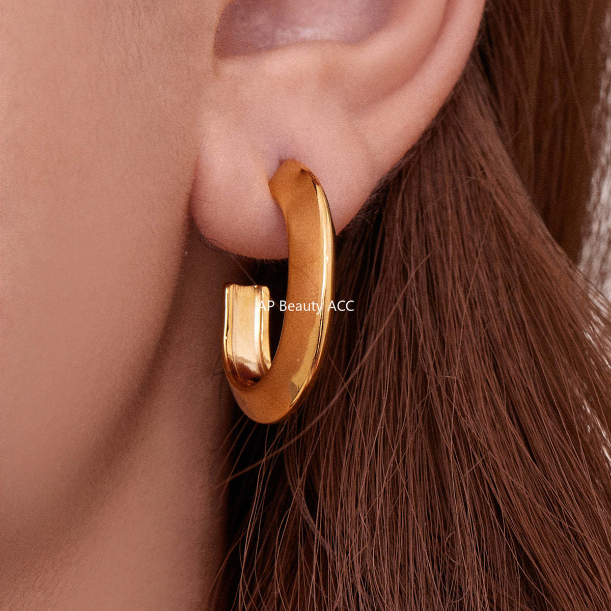 D관 - 스테인리스 18K 도금 삼각 곡면 디자인 귀걸이 [F623] 25.10-5