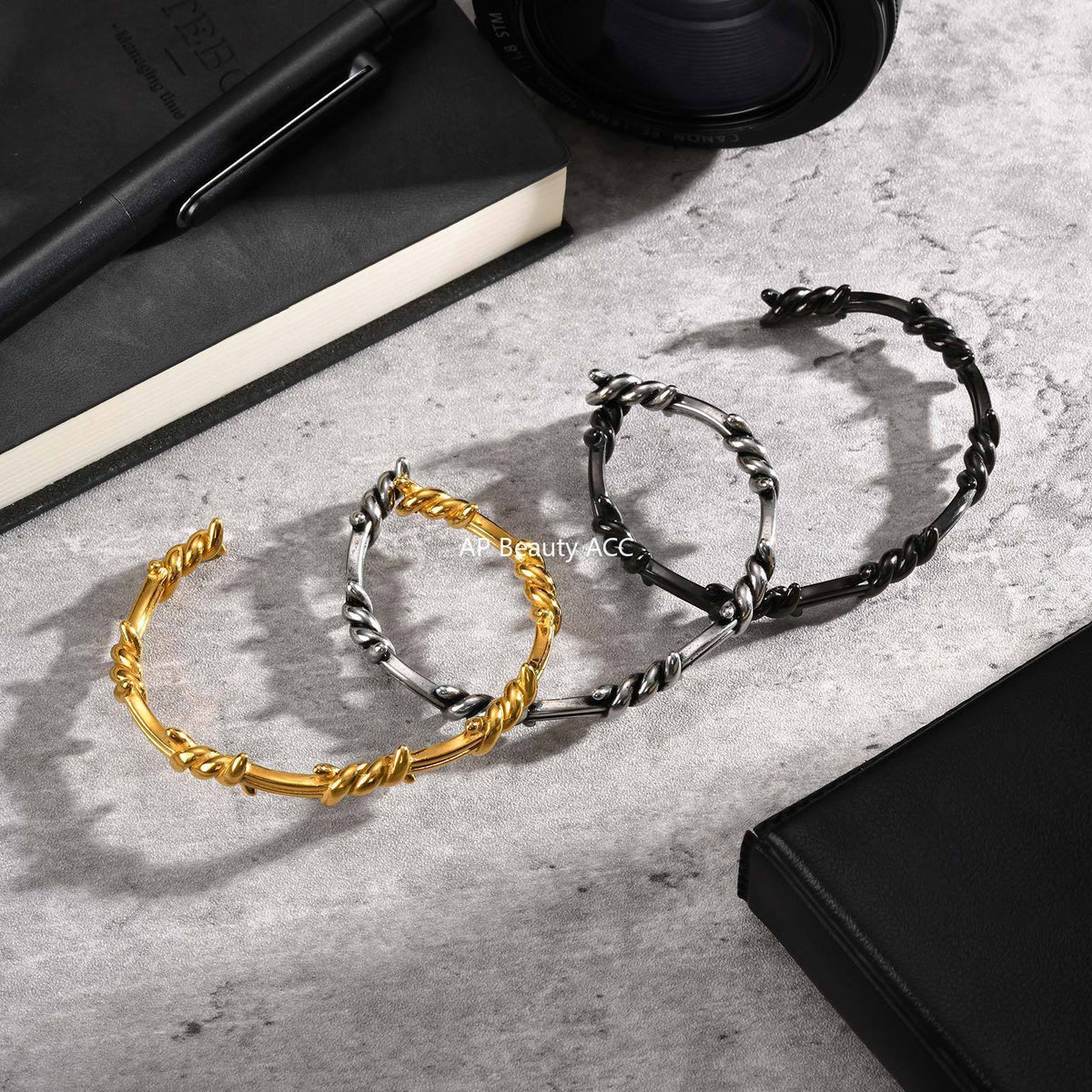 G관 - 스테인리스 매듭 디자인 C자 오픈 팔찌 [B-510] 25.11-1