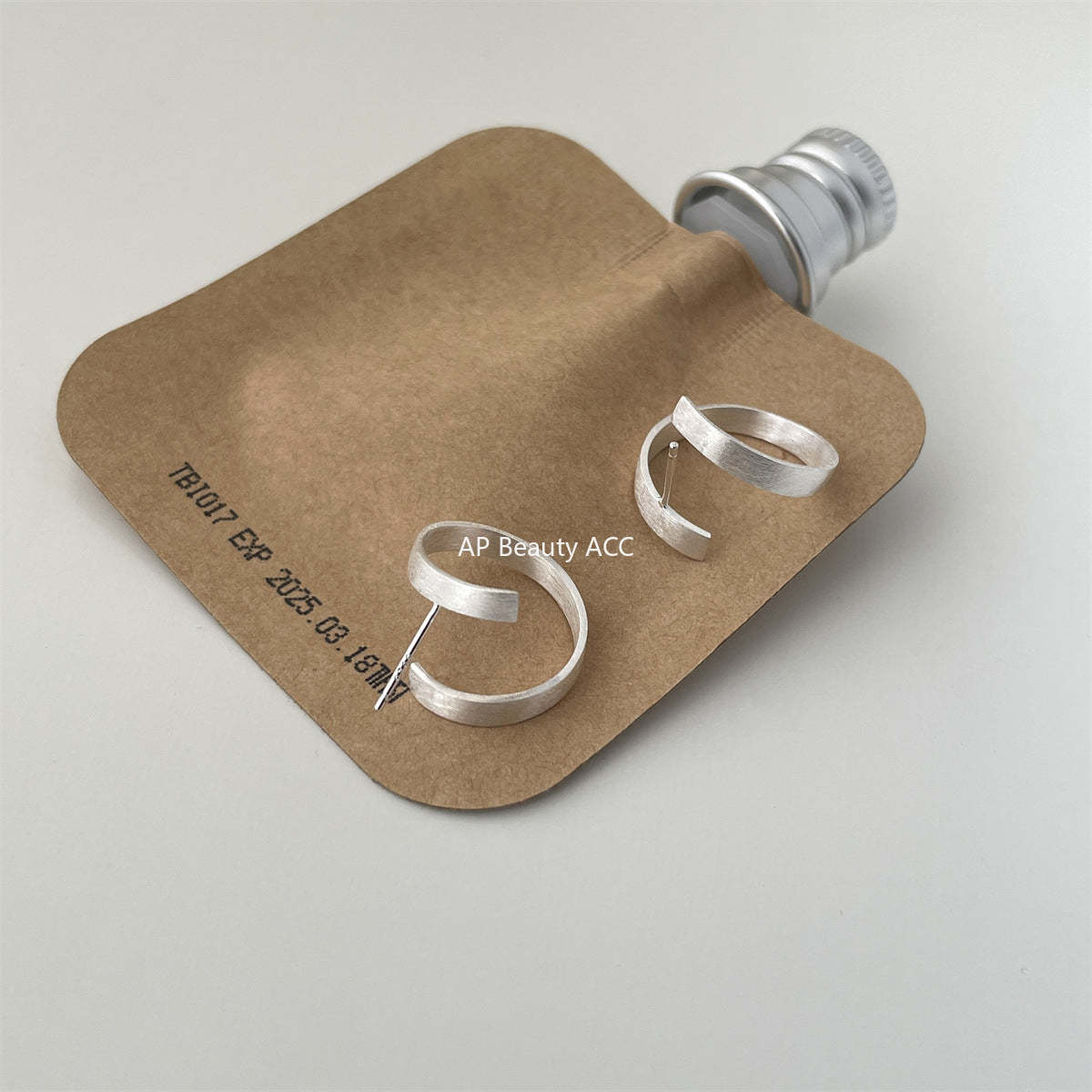 A관 - 은침 꼬임 회전 디자인 귀걸이 [EH-3581] 25.05-5