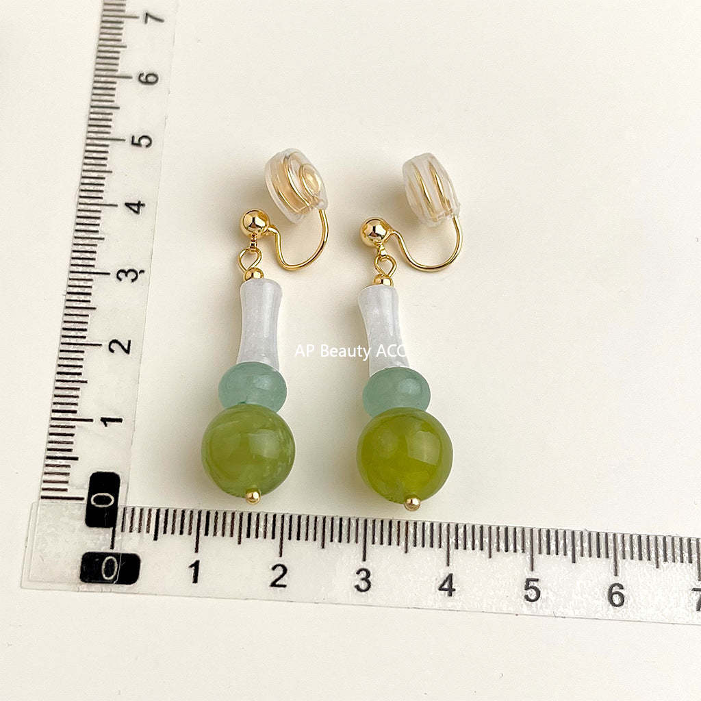 C관 - 18K 도금 에나멜 플라워 이어커프 귀걸이 [EJ0301S] 25.03-1