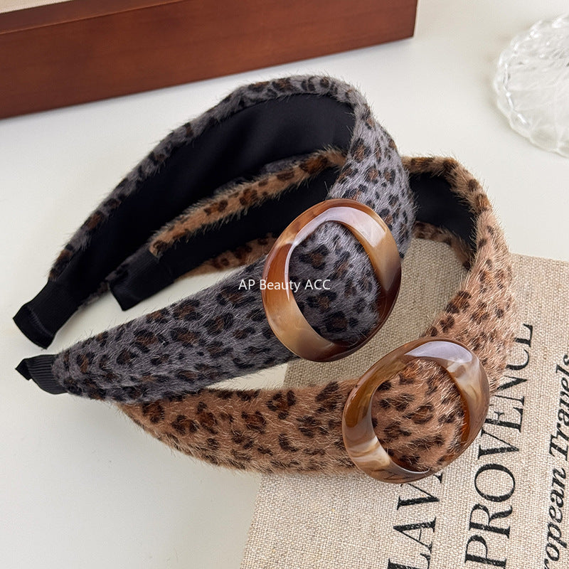 E관 - 호피 패턴 퍼 와이드 빈티지 머리띠 [27531] 25.10-1
