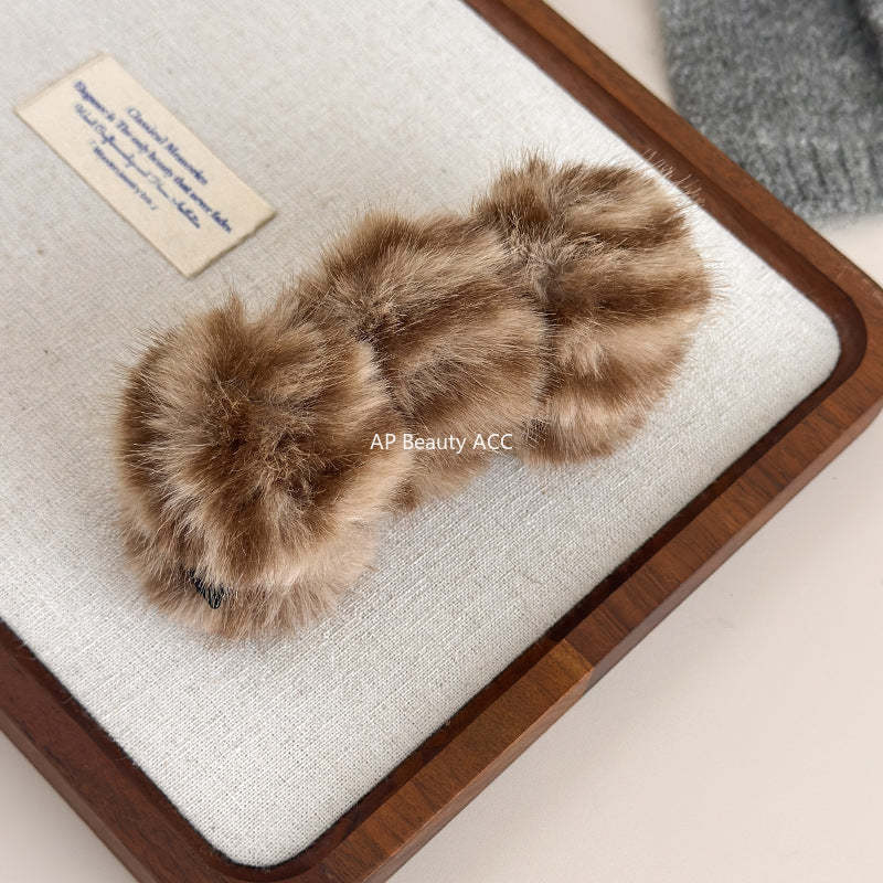 E관 - 퍼 소재 3구 디자인 호피무늬 집게핀 [27619] 25.10-5