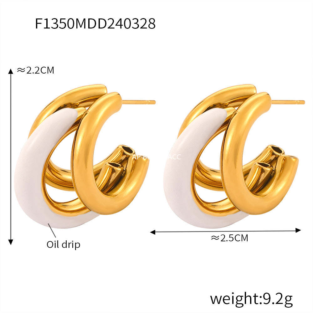 D관 - 티타늄 스틸 18K 도금 드로잉 디자인 C자형 트렌디 귀걸이 [F1350] 24.04-2
