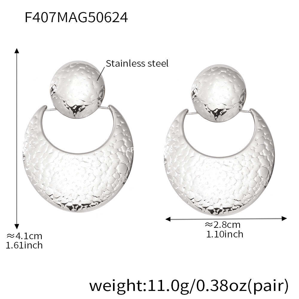 D관 - 스테인리스 스틸 투톤 달 모양 펀칭 패턴 귀걸이 [F407] 25.12-1